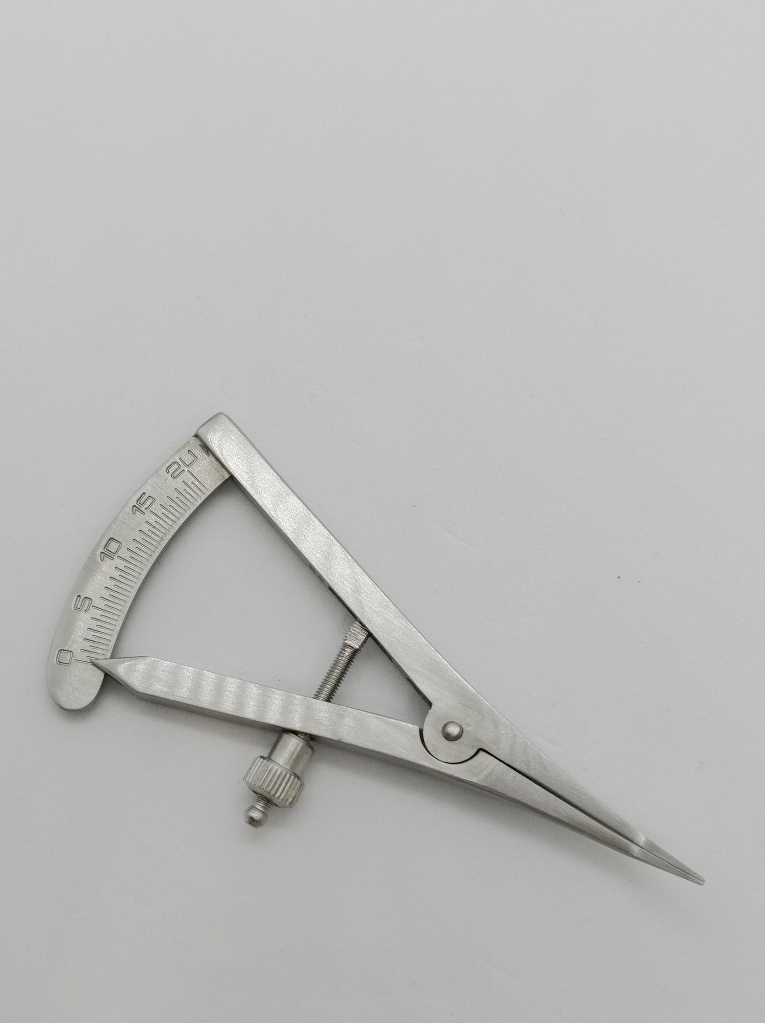 Castroviejo Calipers